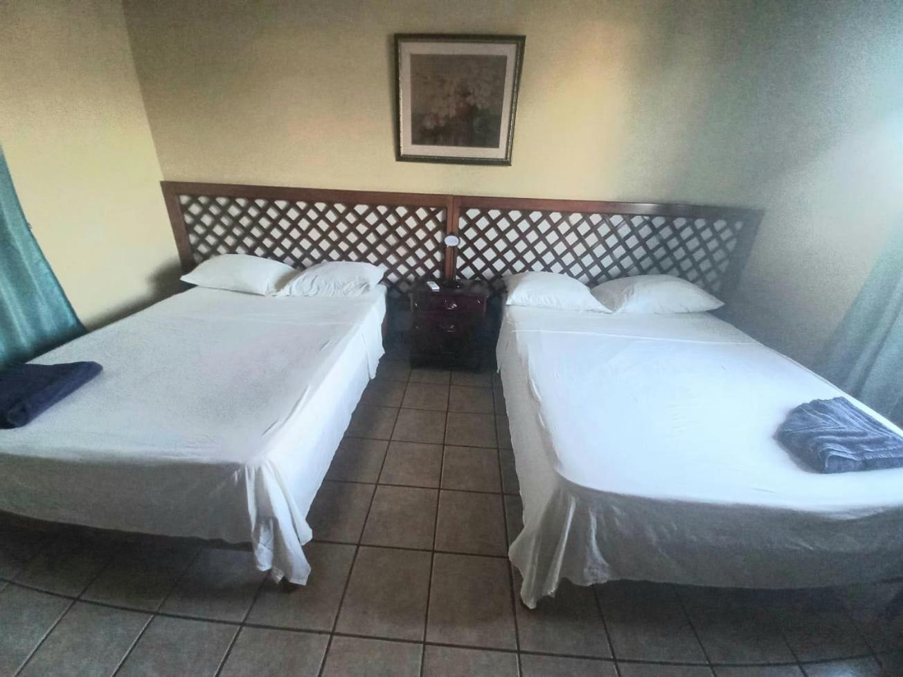 The Seaside Garden Guesthouse Buccoo Εξωτερικό φωτογραφία